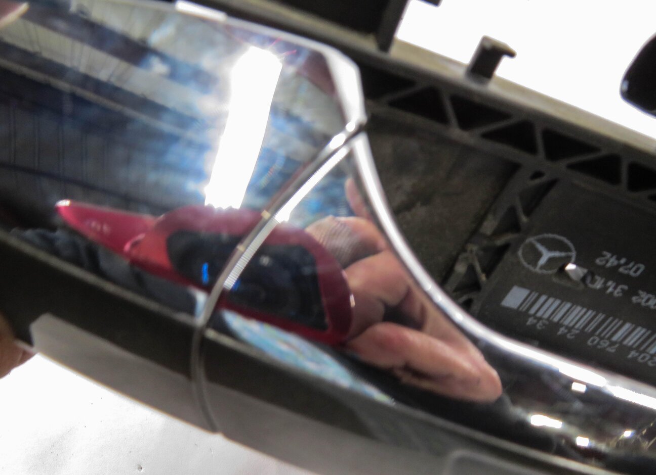 Thumbnail 8: 08-14 MERCEDES C300 C350 E350 E550 - RIGHT FRONT KEYLESS GO DOOR HANDLE (GRAY)