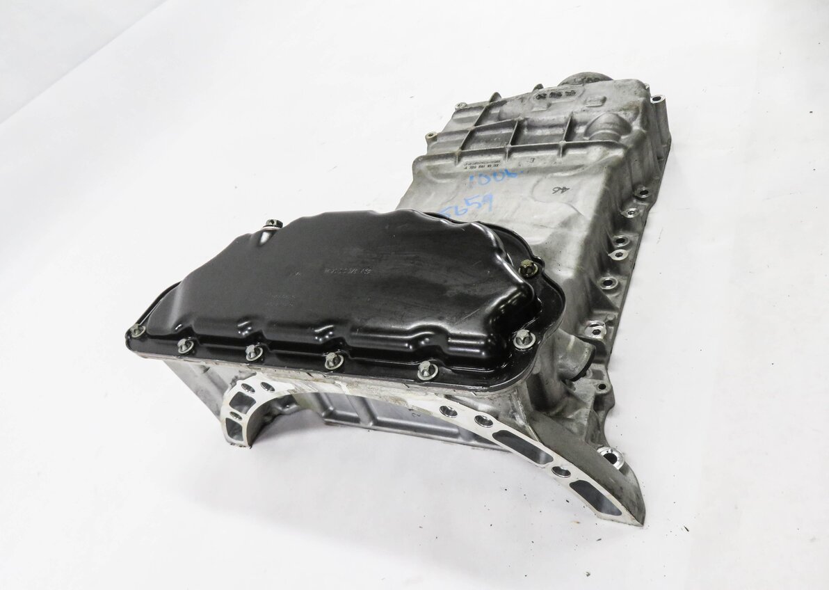 Thumbnail 4: 2013 MERCEDES E350 (W212) RWD - 3.5L M276 ENGINE UPPER & LOWER OIL PAN