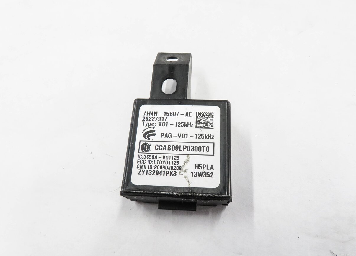 Thumbnail 11: 14 RANGE ROVER SPORT (L494) 3.0L SUPERCHARGED ENGINE IMMOBILIZER MODULE KEY SET