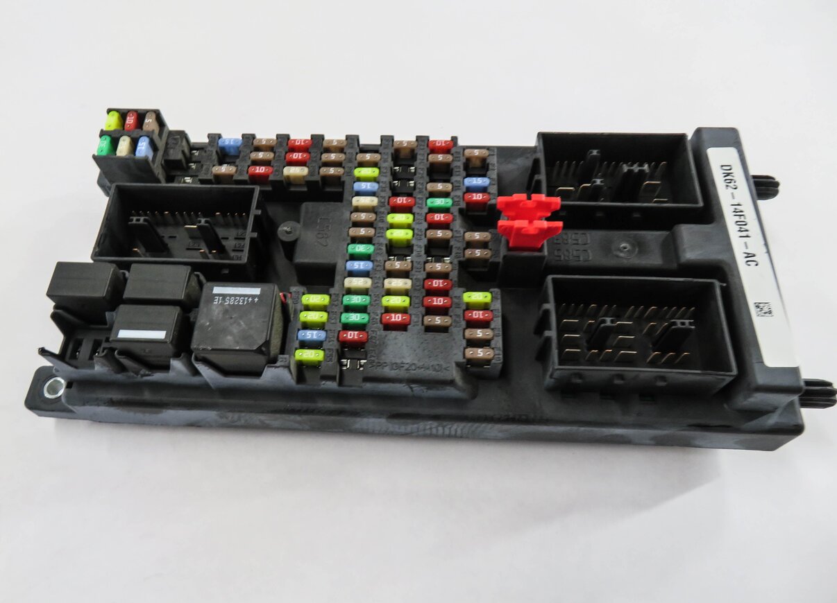 Thumbnail 6: 14 RANGE ROVER SPORT (L494) 3.0L SUPERCHARGED ENGINE IMMOBILIZER MODULE KEY SET