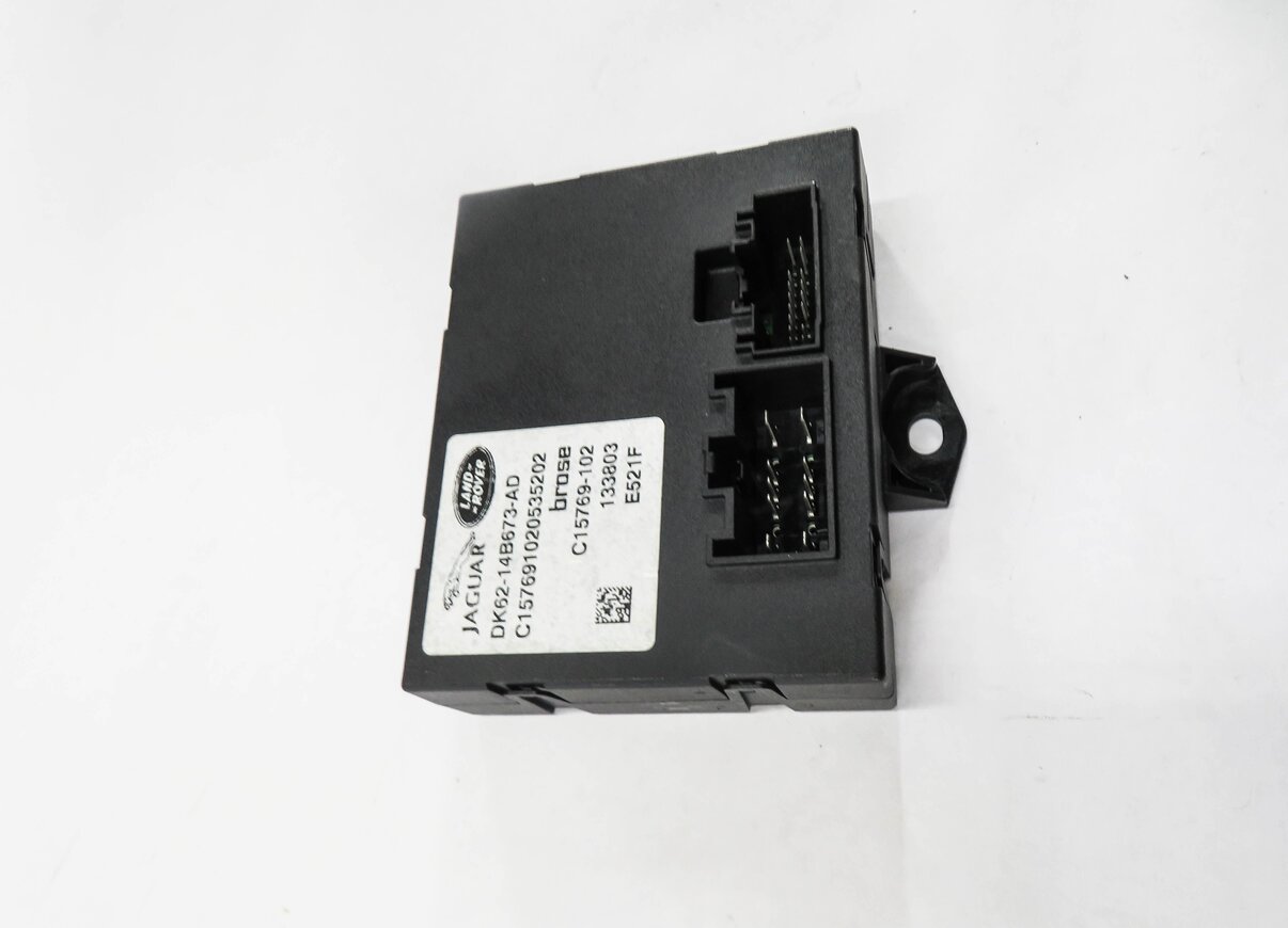 Thumbnail 3: 2014-2015 RANGE ROVER SPORT (L494) REAR TRUNK LIFT LIFTGATE CONTROL MODULE