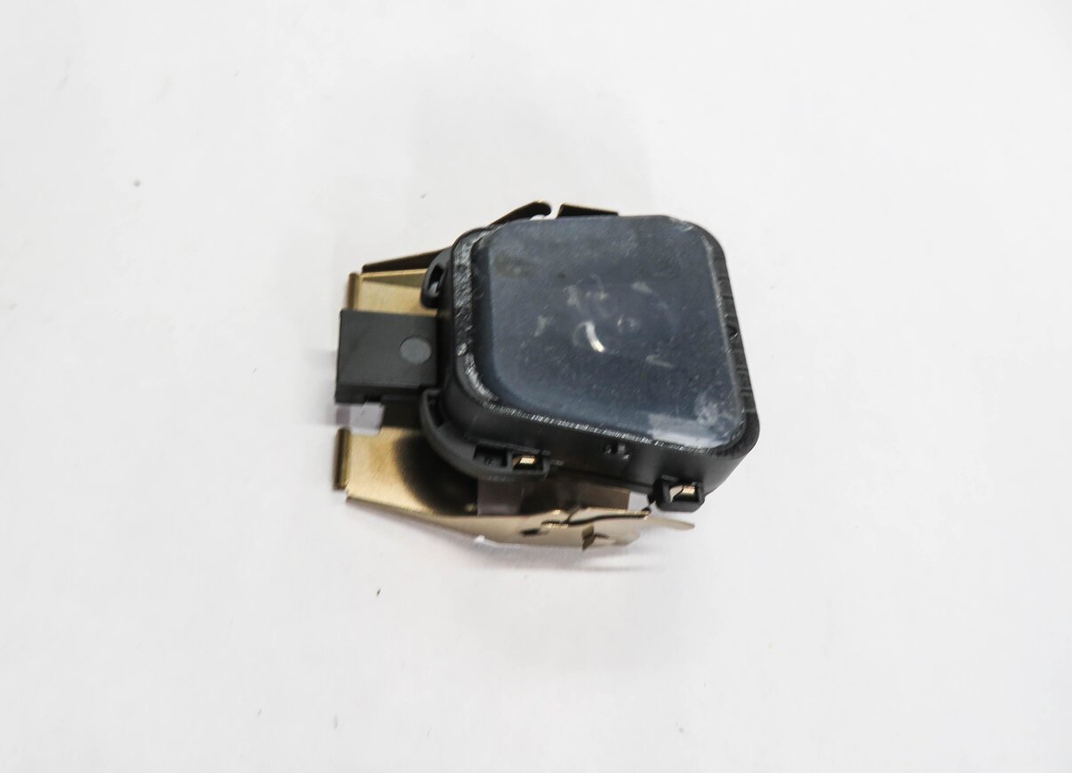 Thumbnail 4: 14-20 JAGUAR XE XF XJ RANGE ROVER SPORT (L405 L494) FRONT RAIN LIGHT SENSOR RLS