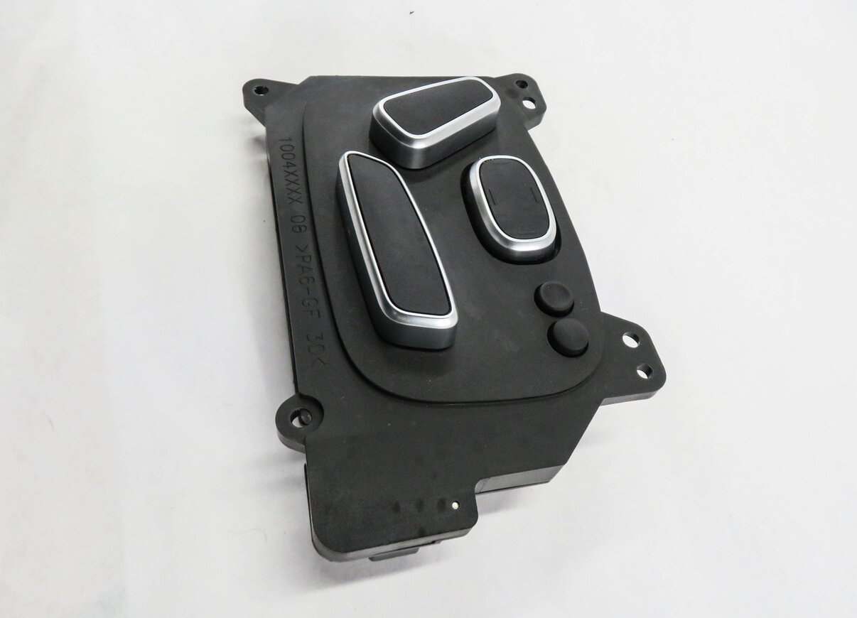 Thumbnail 4: 2014 RANGE ROVER SPORT (L494) RIGHT FRONT PASSENGER SEAT ADJUSTMENT SWITCH