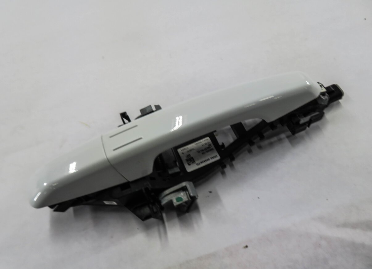 12-17 RANGE ROVER SPORT EVOQUE L405 L494 RIGHT FRONT PASSIVE DOOR HANDLE (WHITE)