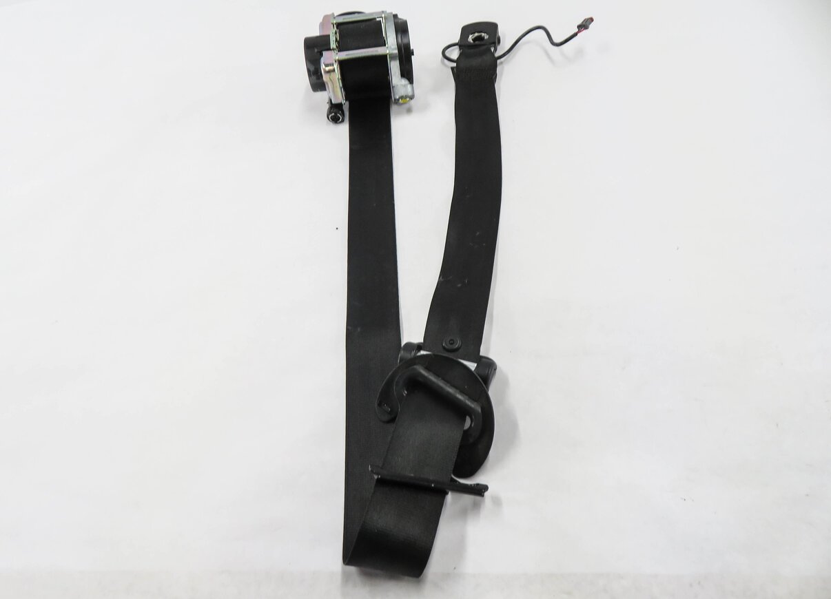 Thumbnail 2: 2014-2016 RANGE ROVER SPORT (L494) RIGHT FRONT SEATBELT RETRACTOR (BLACK)