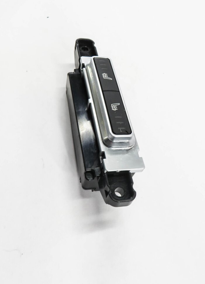 Thumbnail 4: 2014 RANGE ROVER SPORT (L494) HEATED SEAT SWITCH BUTTON