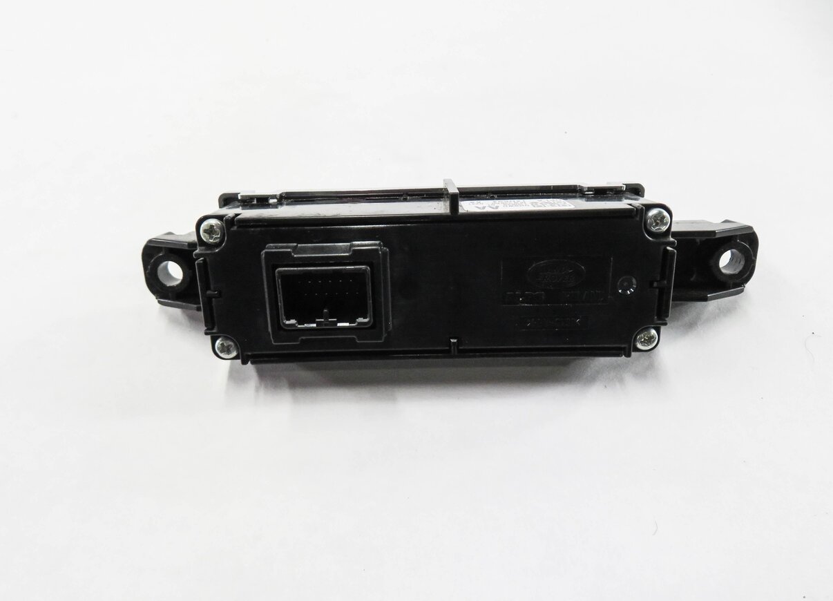 Thumbnail 6: 2014 RANGE ROVER SPORT (L494) HEATED SEAT SWITCH BUTTON