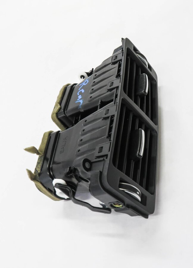 Thumbnail 3: 2014 RANGE ROVER SPORT (L494) REAR CENTER CONSOLE HEATER A/C AIR VENT