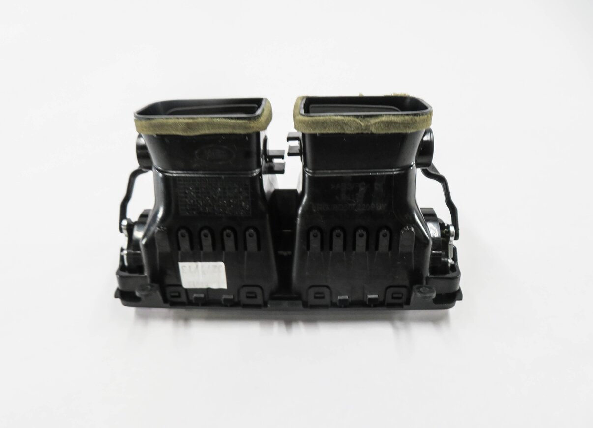 Thumbnail 6: 2014 RANGE ROVER SPORT (L494) REAR CENTER CONSOLE HEATER A/C AIR VENT