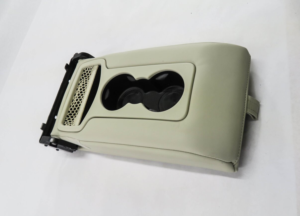 Thumbnail 3: 2014 RANGE ROVER SPORT (L494) REAR SEAT ARMREST CUP HOLDER (IVORY LEATHER)