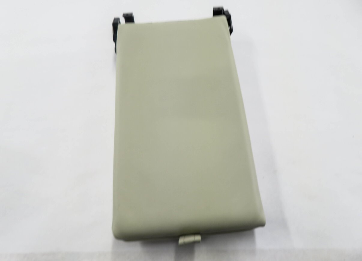 Thumbnail 6: 2014 RANGE ROVER SPORT (L494) REAR SEAT ARMREST CUP HOLDER (IVORY LEATHER)