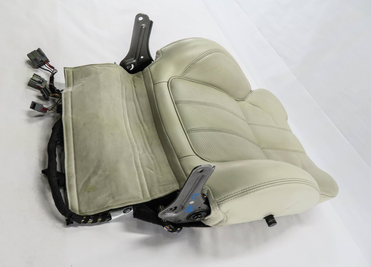 Thumbnail 2: 2014 RANGE ROVER SPORT (L494) PASSENGER - UPPER TOP HEATED SEAT CUSHION (IVORY)