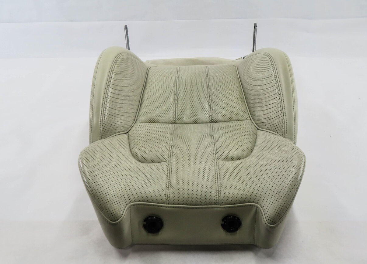 Thumbnail 4: 2014 RANGE ROVER SPORT (L494) PASSENGER - UPPER TOP HEATED SEAT CUSHION (IVORY)