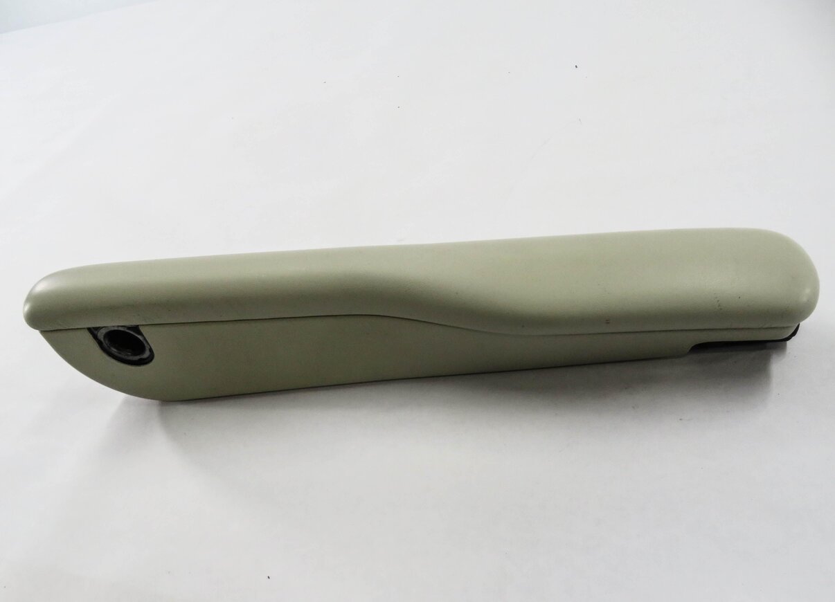 Thumbnail 2: 2014 RANGE ROVER SPORT (L494) RIGHT FRONT PASSENGER SEAT ARMREST (IVORY LEATHER)