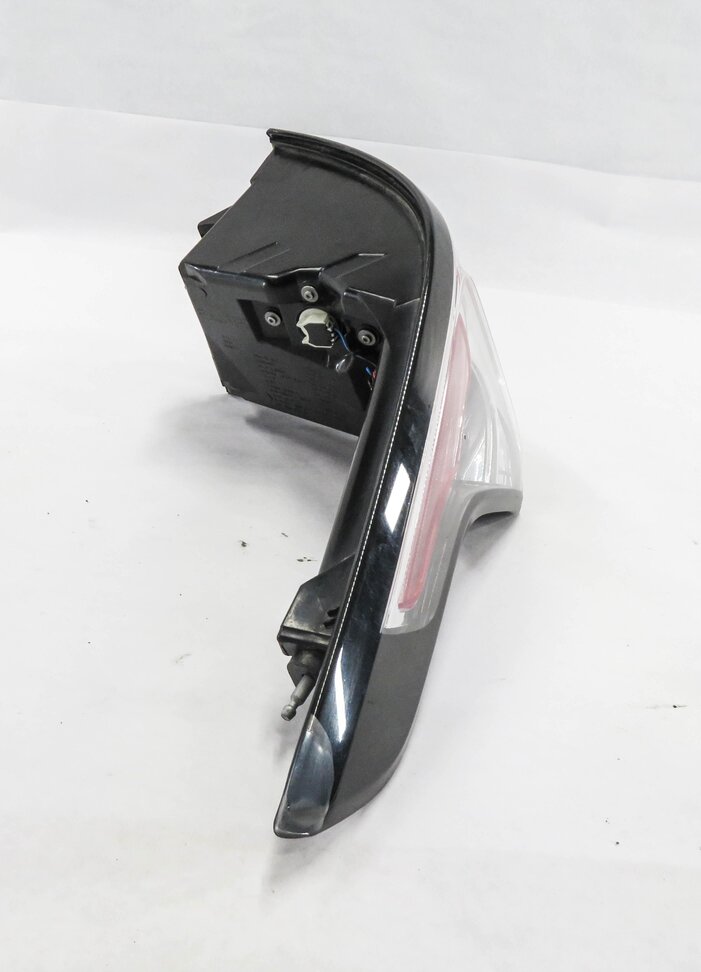 Thumbnail 5: 2014-2017 RANGE ROVER SPORT (L494) LEFT DRIVER REAR TAILLIGHT BRAKE LIGHT LAMP