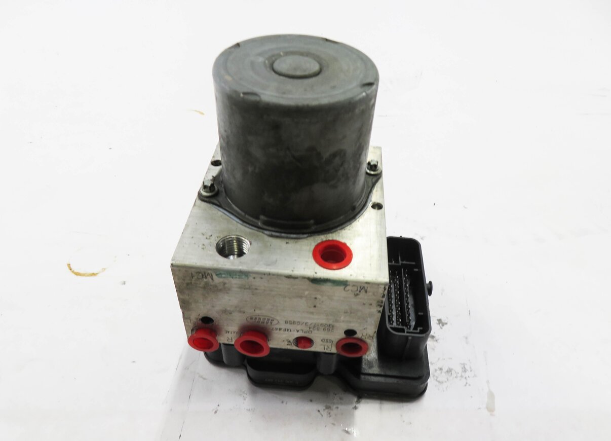 Thumbnail 2: 2014-2016 RANGE ROVER SPORT (L494) ABS ANTI LOCK BRAKE PUMP w/ MODULE