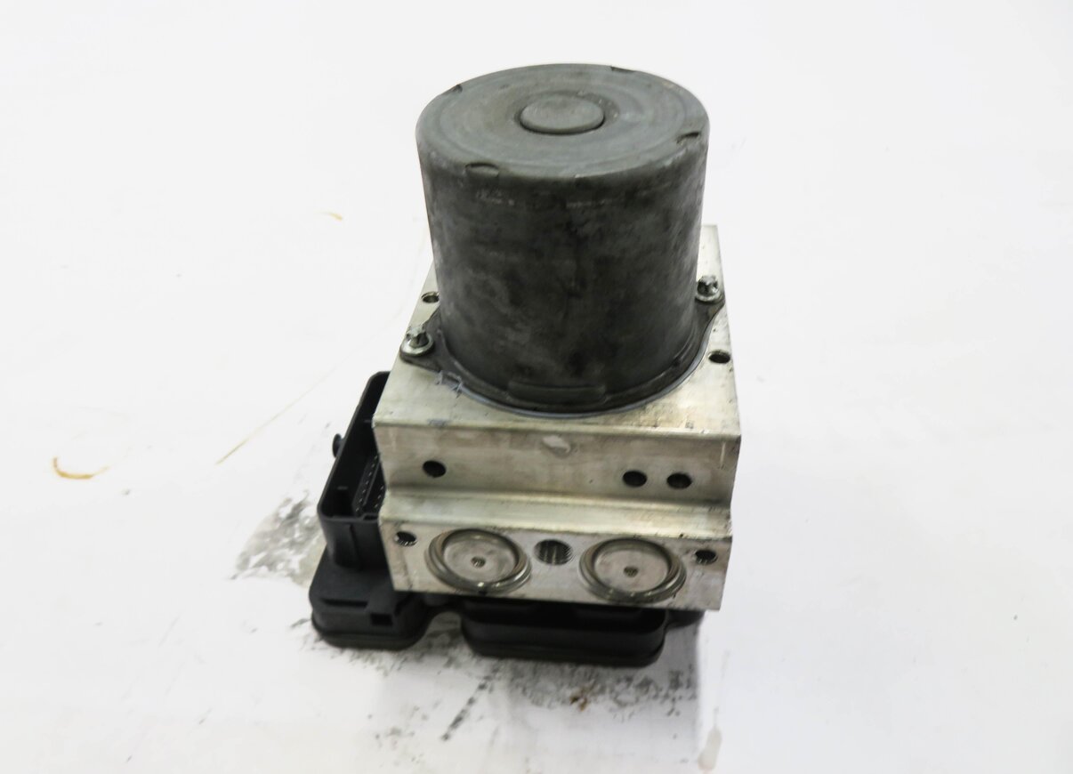 Thumbnail 5: 2014-2016 RANGE ROVER SPORT (L494) ABS ANTI LOCK BRAKE PUMP w/ MODULE