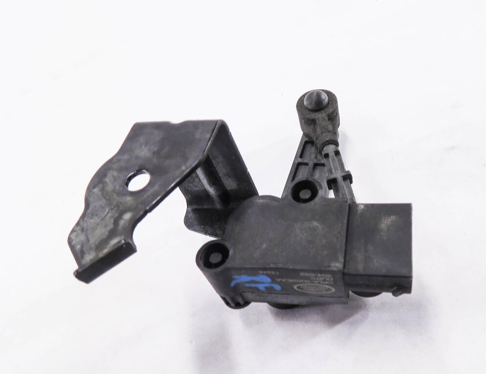 Thumbnail 3: 2014 RANGE ROVER SPORT (L494) RIGHT FRONT SUSPENSION HEIGHT LEVEL SENSOR