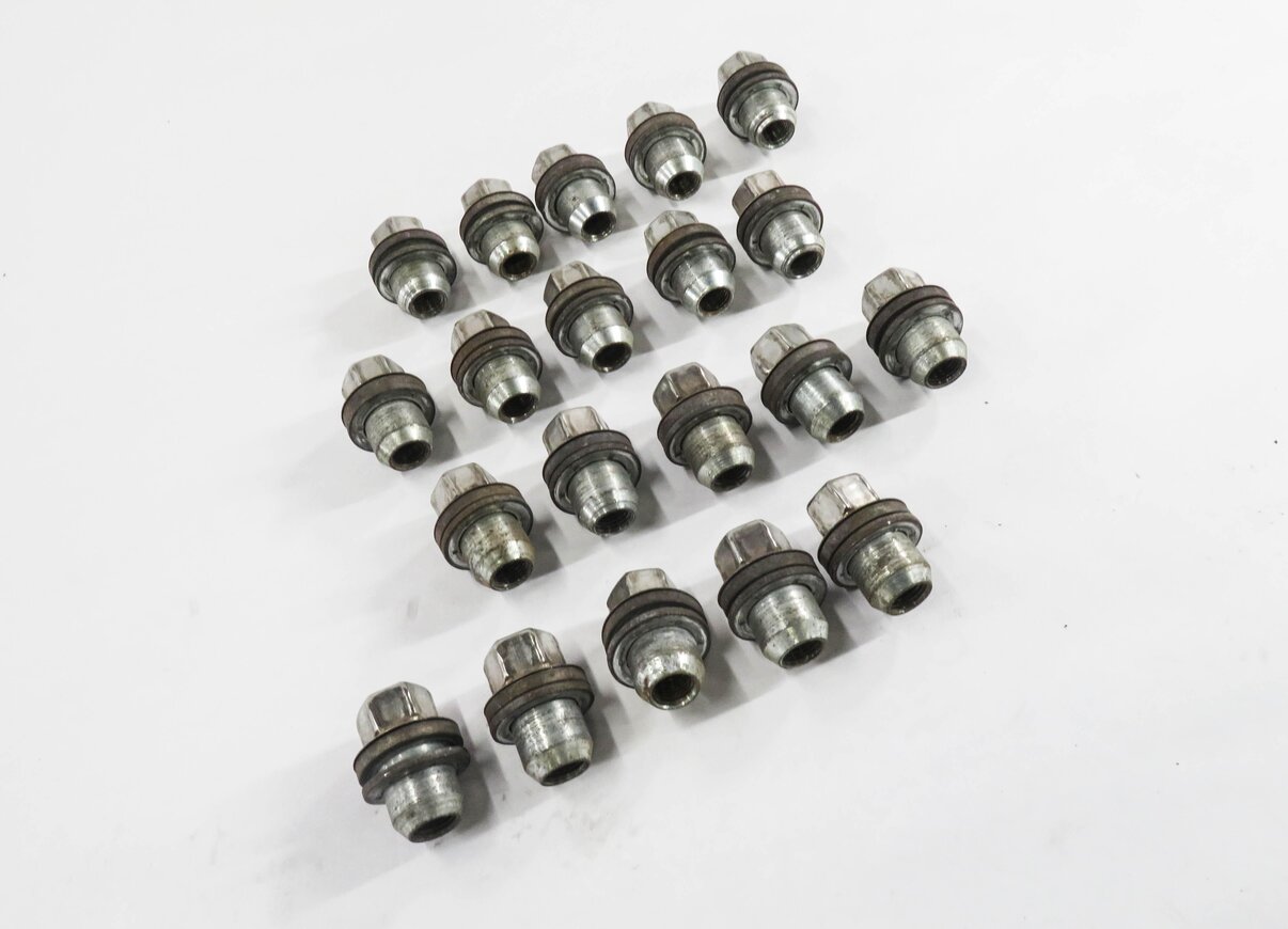 2005-2018 LR3 LR4 - RANGE ROVER SPORT DISCOVERY WHEEL TIRE RIM LUG NUT SET (20)
