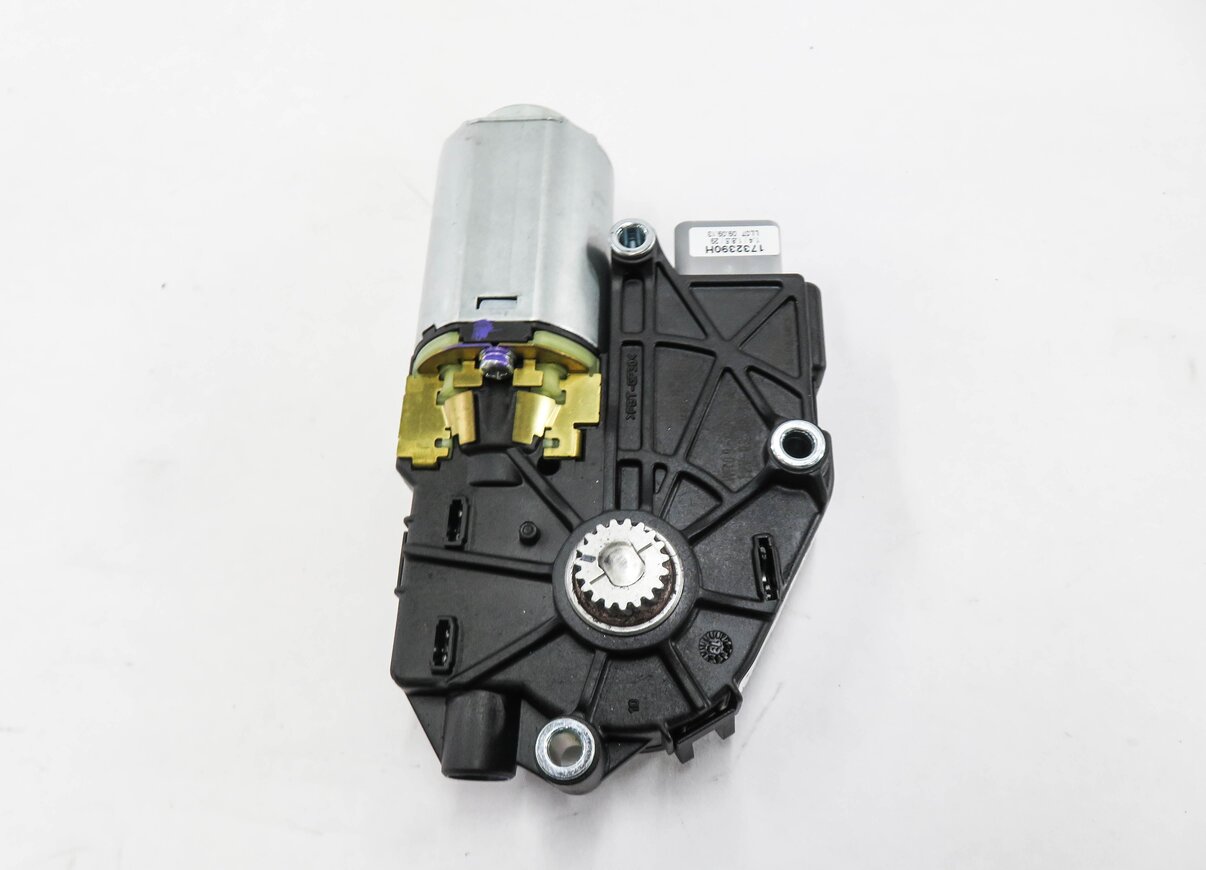 Thumbnail 5: 2013-2022 RANGE ROVER SPORT (L405 L494) SUNROOF MOTOR