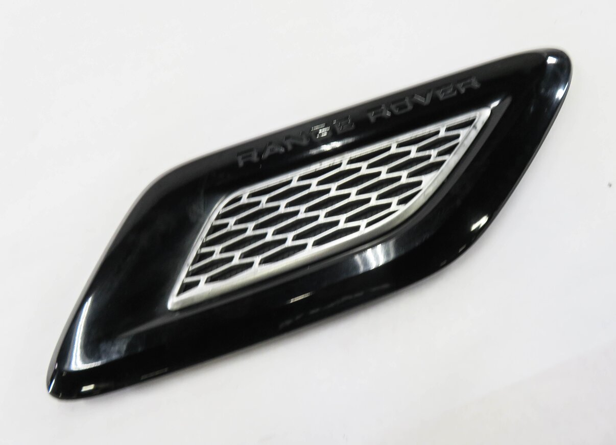 2014 RANGE ROVER SPORT (L494) RIGHT FRONT PASSENGER HOOD VENT GRILLE TRIM