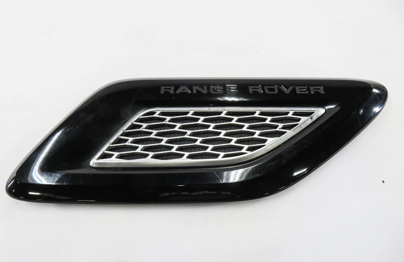 Thumbnail 2: 2014 RANGE ROVER SPORT (L494) RIGHT FRONT PASSENGER HOOD VENT GRILLE TRIM