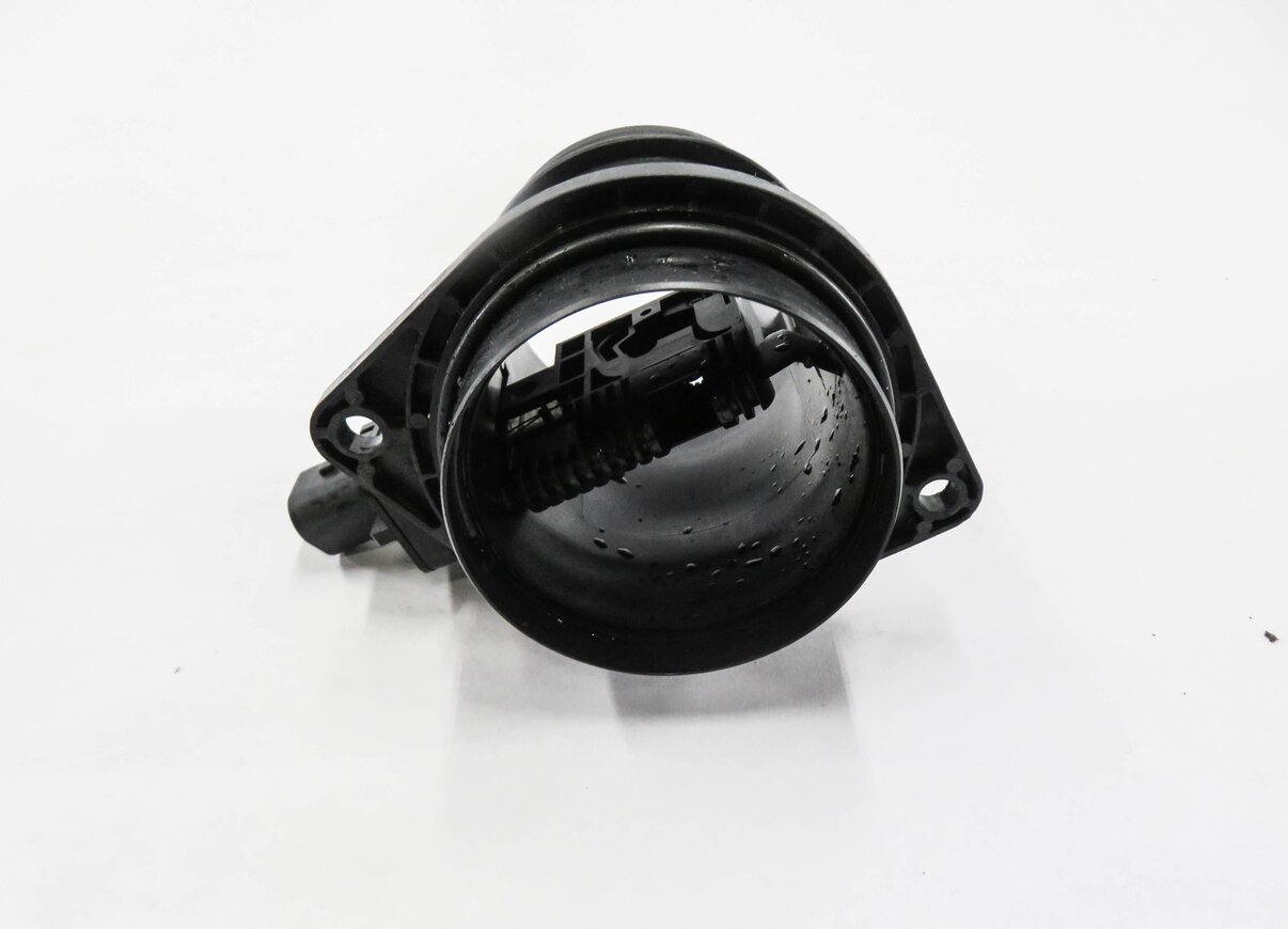 Thumbnail 5: 2013-2019 JAGUAR LAND ROVER F-TYPE XF LR4 ROVER SPORT - MASS AIR FLOW SENSOR