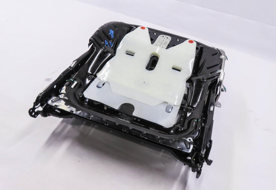 Thumbnail 2: 2014-2020 RANGE ROVER SPORT (L494) RIGHT FRONT PASSENGER SEAT TRACK w/ MOTORS