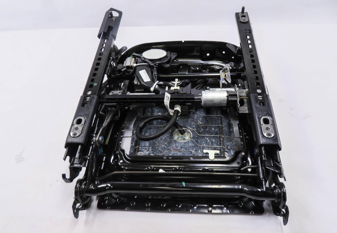 Thumbnail 6: 2014-2020 RANGE ROVER SPORT (L494) RIGHT FRONT PASSENGER SEAT TRACK w/ MOTORS