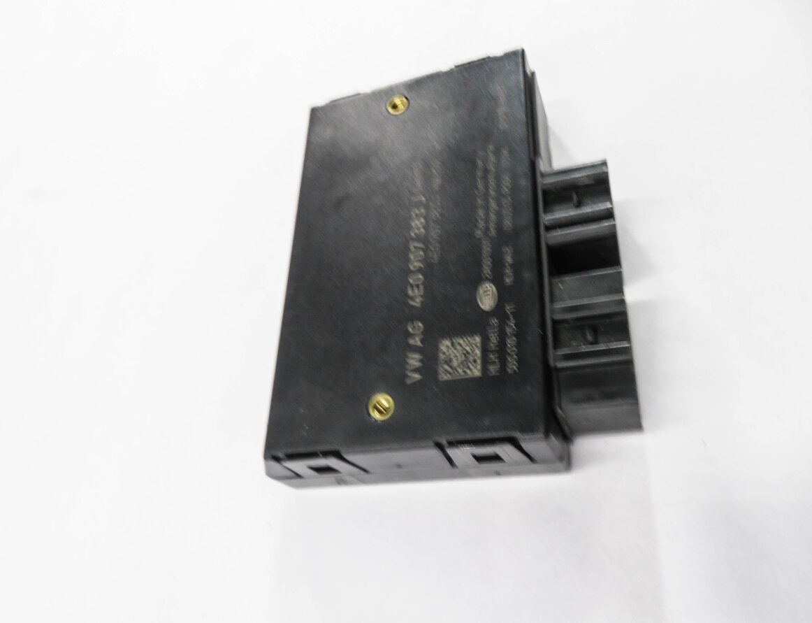 Thumbnail 3: 2007-2015 AUDI Q7 (4L) TRAILER HITCH TOW TOWING CONTROL MODULE