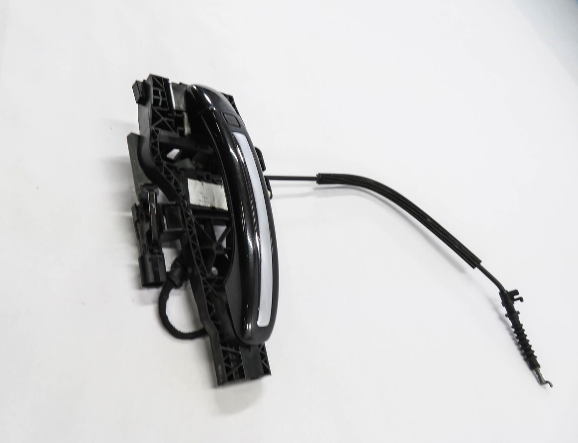 Thumbnail 4: 2007-2015 AUDI Q7 (4L) LEFT REAR KEYLESS ENTRY DOOR HANDLE (LAVA GRAY PEARL)