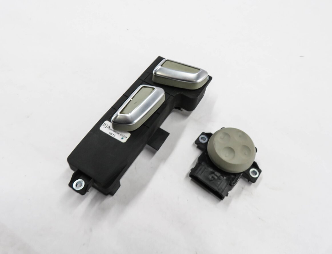 2014 AUDI Q7 (4L) RIGHT FRONT PASSENGER SEAT ADJUSTMENT SWITCH (GRAY)