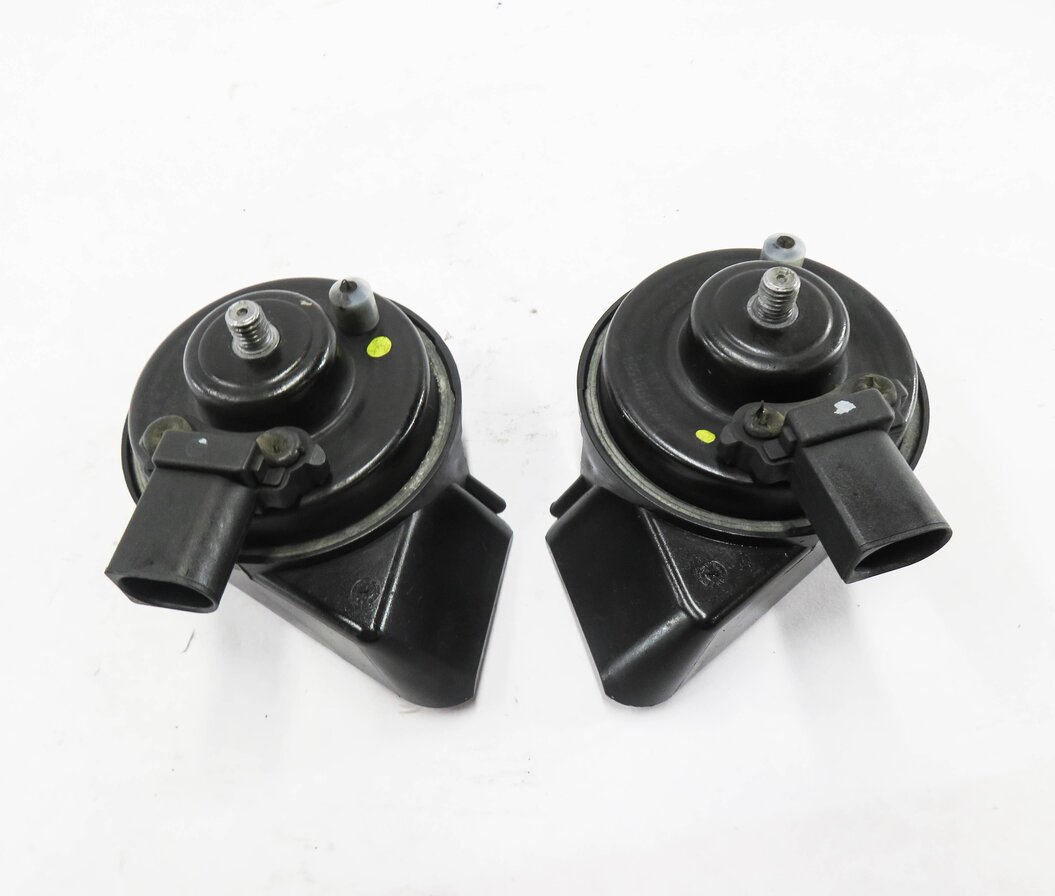 Thumbnail 5: 2007-2015 AUDI Q7 R8 (4L 4S) HIGH & LOW TONE HORN SET-2