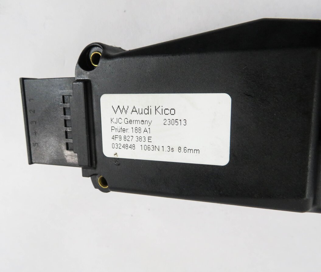 Thumbnail 7: 2014 AUDI Q7 (4L) REAR TRUNK LOCK LATCH ACTUATOR MOTOR STRIKER PLATE