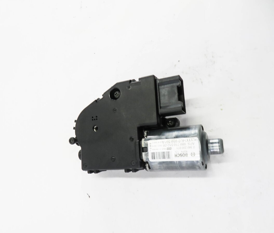 Thumbnail 3: 2007-2014 AUDI Q7 (4L) SUNROOF MOTOR / SUNSHADE MOTOR