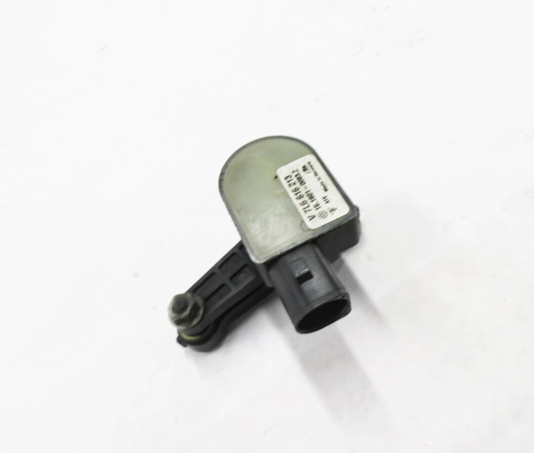 2014 AUDI Q7 (4L) LEFT FRONT DRIVER SUSPENSION HEIGHT LEVEL SENSOR