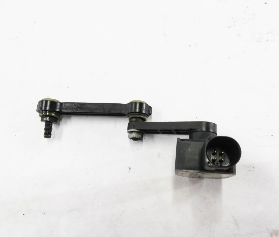 Thumbnail 5: 2014 AUDI Q7 (4L) LEFT FRONT DRIVER SUSPENSION HEIGHT LEVEL SENSOR