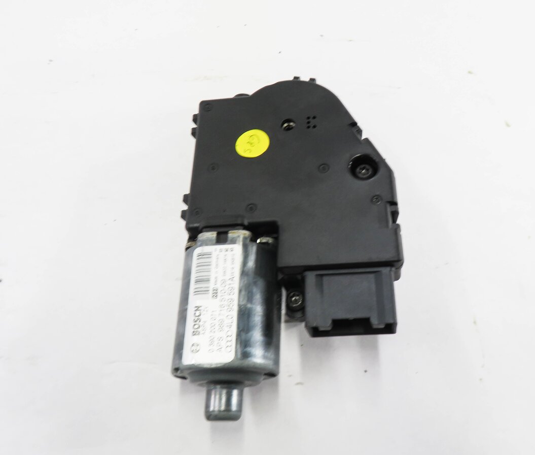 Thumbnail 2: 2007-2014 AUDI Q7 (4L) SUNROOF MOTOR / SUNSHADE MOTOR