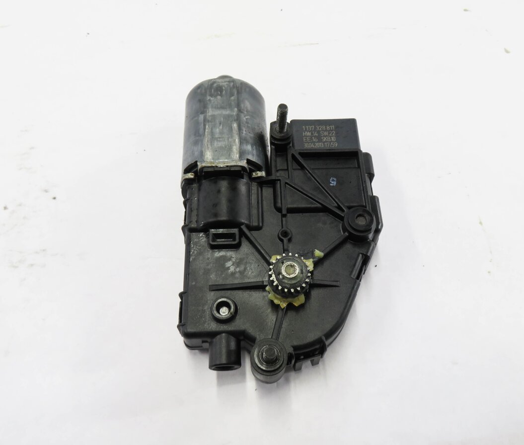 Thumbnail 5: 2007-2014 AUDI Q7 (4L) SUNROOF MOTOR / SUNSHADE MOTOR
