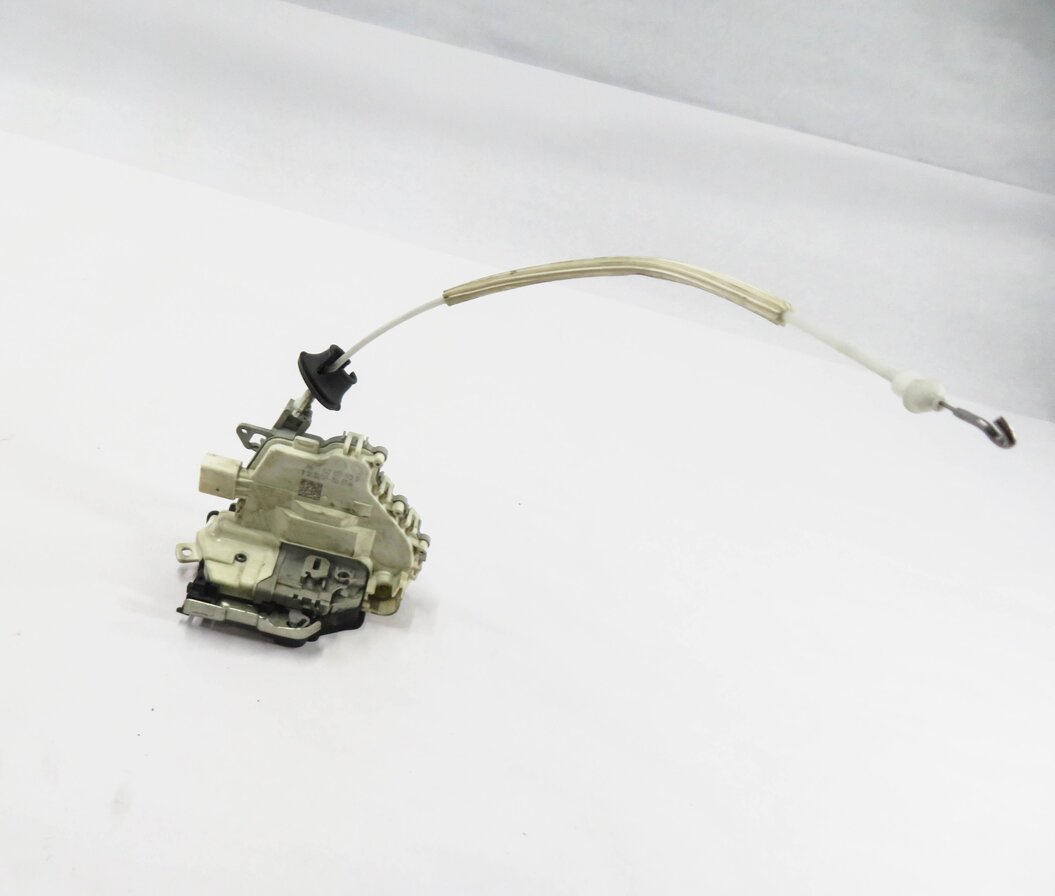 2010-2022 AUDI / PORSCHE A4 S4 A5 S5 A6 Q3 Q5 Q7 TT 911 - LEFT FRONT DOOR LATCH