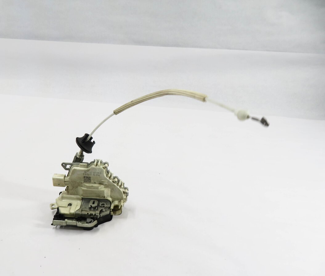 Thumbnail 2: 2010-2022 AUDI / PORSCHE A4 S4 A5 S5 A6 Q3 Q5 Q7 TT 911 - LEFT FRONT DOOR LATCH