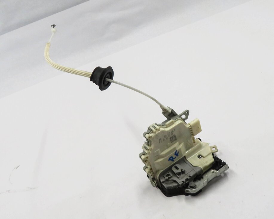 2010-2022 AUDI / PORSCHE A4 S4 A5 S5 A6 Q3 Q5 Q7 TT 911 - RIGHT FRONT DOOR LATCH