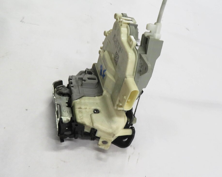 Thumbnail 4: 2010-2022 AUDI / PORSCHE A4 S4 A5 S5 A6 Q3 Q5 Q7 TT 911 - RIGHT FRONT DOOR LATCH