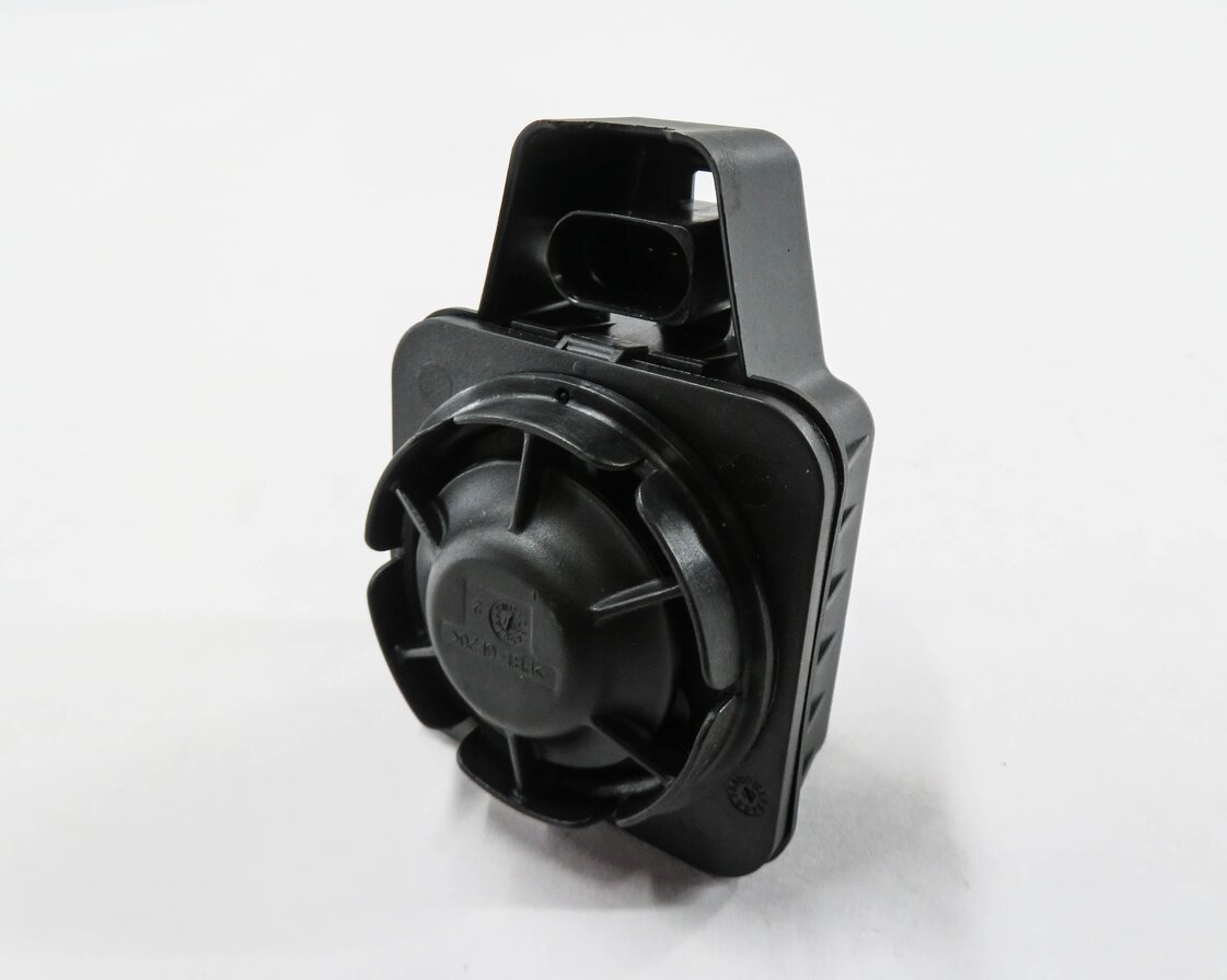 Thumbnail 2: 2015 AUDI S3 (8V) EMERGENCY ANTI THEFT ALARM SIREN HORN LOUD SPEAKER