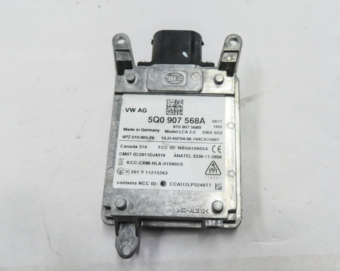 Thumbnail 5: 2015-2016 AUDI A3 S3 (8V) RIGHT LANE DEPARTURE BLIND SPOT CONTROL MODULE (SLAVE)