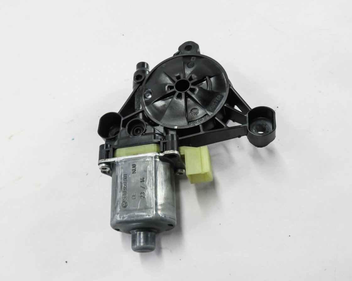 Thumbnail 2: 2015-2018 AUDI A3 S3 RS3 (8V) LEFT SIDE REAR DOOR POWER WINDOW MOTOR