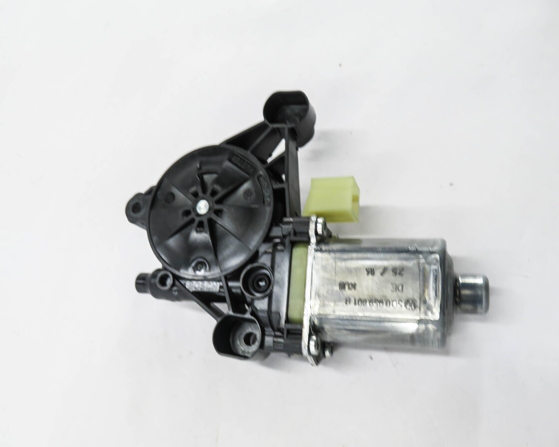 Thumbnail 3: 15-18 AUDI A3 S3 RS3 TT (8V MK3) RIGHT FRONT PASSENGER DOOR POWER WINDOW MOTOR