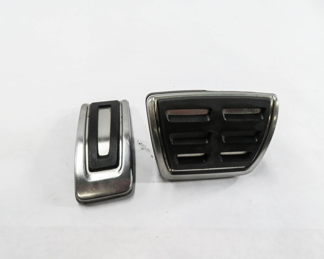 Thumbnail 2: 2015 AUDI S3 (8V) BRAKE PEDAL GAS PEDAL TRIM COVER SET-2