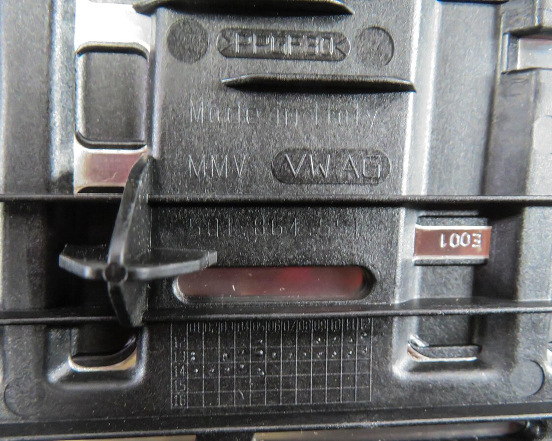 Thumbnail 5: 2015 AUDI S3 (8V) DRIVER DEAD FOOT REST FOOT REST PEDAL