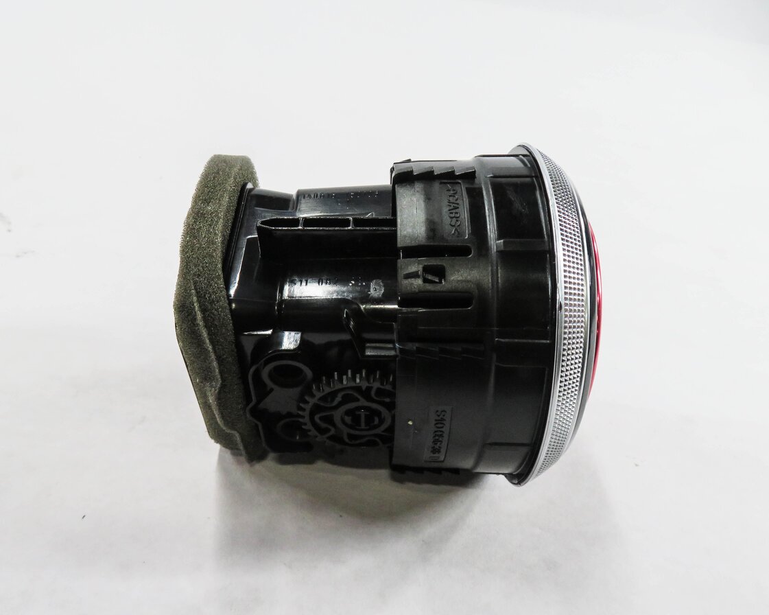 Thumbnail 5: 2015 AUDI S3 (8V) FRONT HEATER A/C AIR VENT